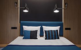 Bonhotel